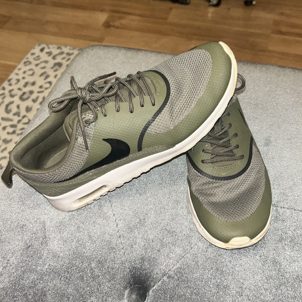 Nike Air Max Thea Olive Green